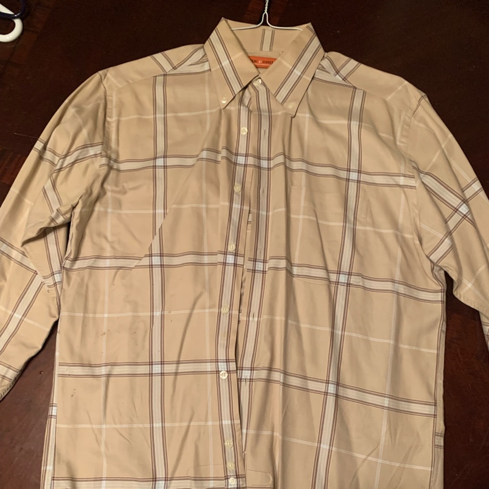 Mens shirt SIZE MEDIUM